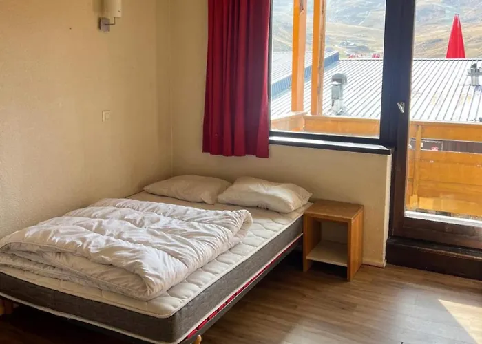 - Inout - 2 Beds Flat Ol-112 *