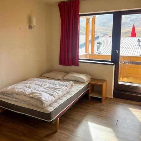 - Inout - 2 Beds Flat Ol-112 *